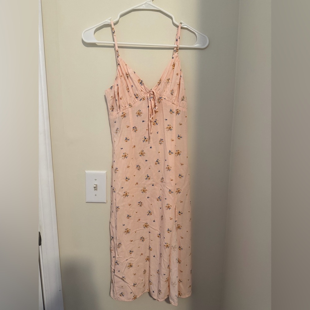 Forever 21 Blush Pink Floral Midi Dress Tie Front Spaghetti Straps with slit
